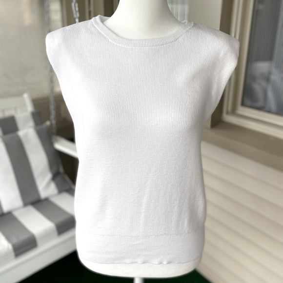 Express, Padded Shoulder, Sweater Vest! - Picture 1 of 10